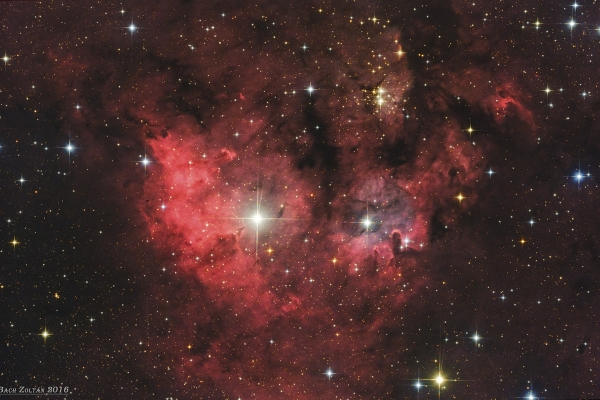 NGC 7822 központi régió